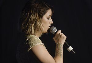 Cassadee Pope Drops New Single