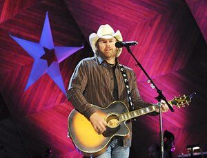 There Will Be Lots Of Live Country Music This Labor Day Weekend