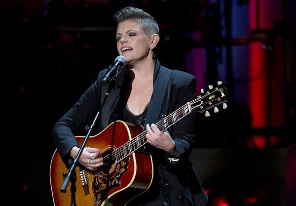Court Hearing Reveals Natalie Maines Is Making A Dixie Chicks Record