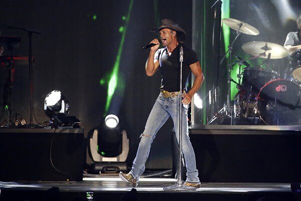 Tim McGraw, Dan + Shay & More Headline The iHeartCountry Fest