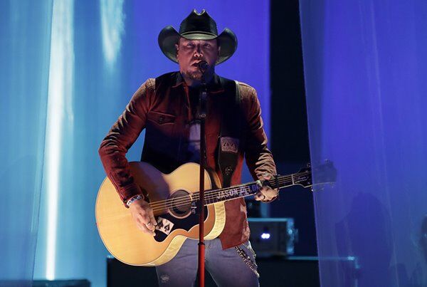 Jason Aldean’s Daughter Recovering After Health Scare