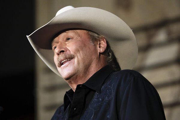Alan Jackson Celebrates The 30th Anniversary Of His First Record Contract