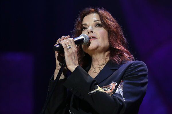 Rosanne Cash On Growing Up Johnny Cash’s Daughter