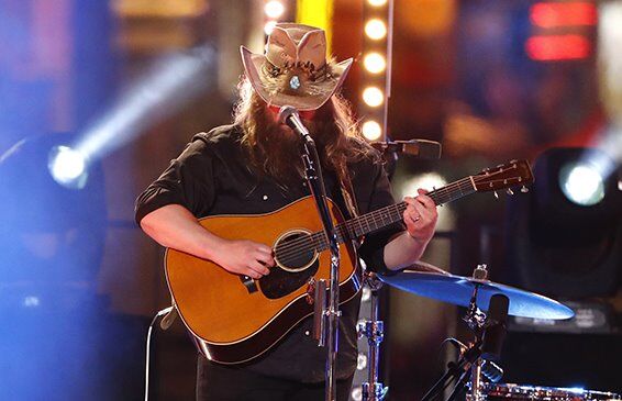 First event at Globe Life Field: Chris Stapleton, Willie Nelson in