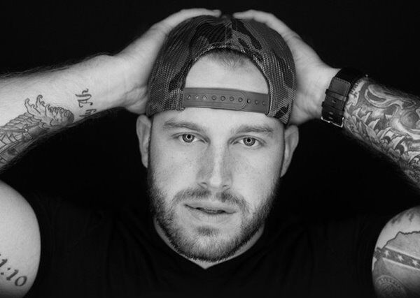 Jon Langston Shares When He Knew He Wanted To Be A Musician