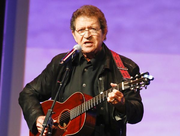 Mac Davis Has Died