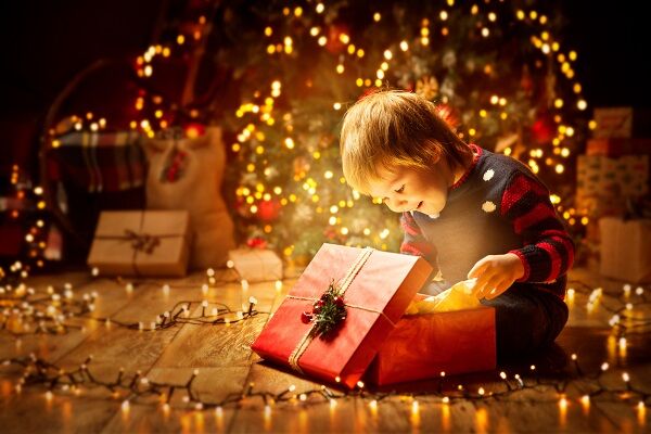 Brothers Osborne Love The Sights & Sounds Of Christmas