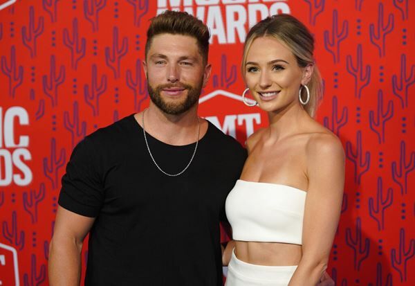 Chris Lane & Lauren Bushnell Expecting A Boy