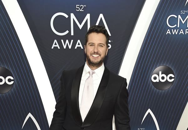 Luke Bryan Honored With CRB Artist Humanitarian Award
