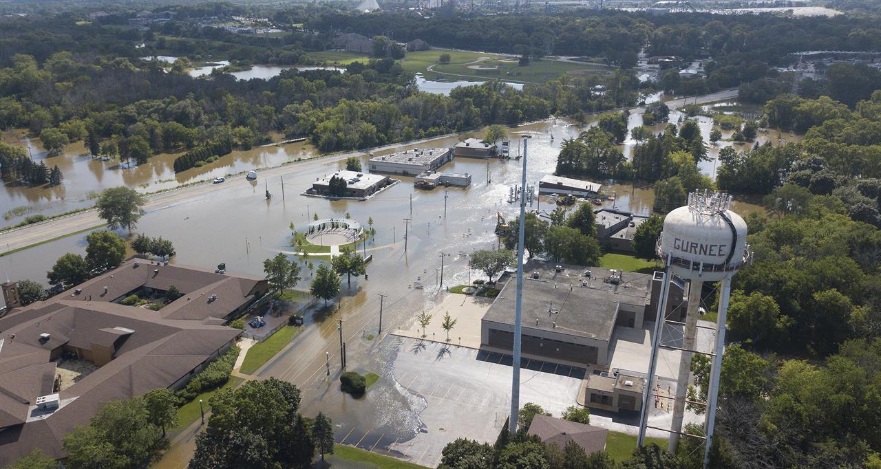 Flooding affects some 6800 buildings north of Chicago | AM 1440 KYCR ...