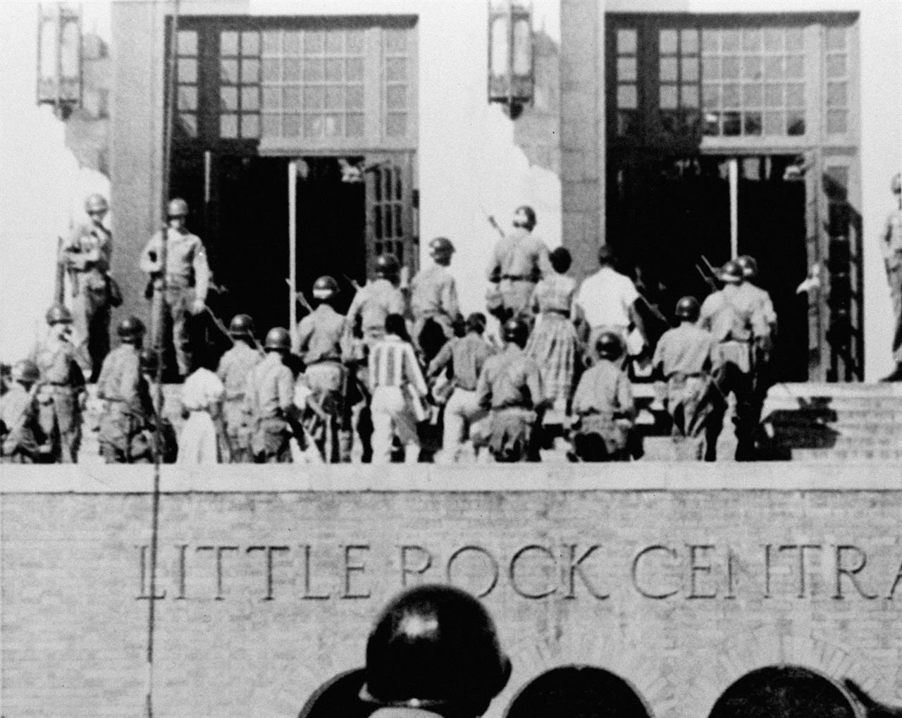 Segregation lingers in US schools 60 years after Little Rock AM 920