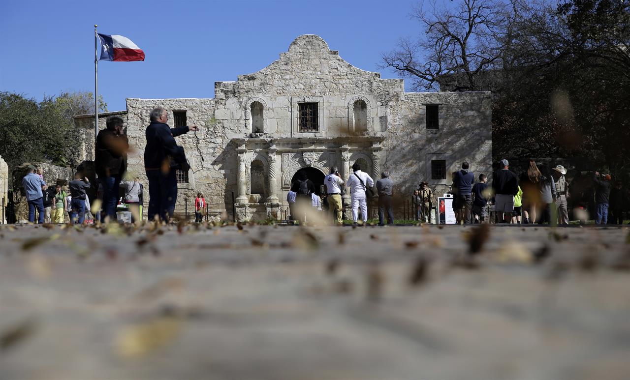 New Battle of the Alamo is brewing over Texas shrine ...