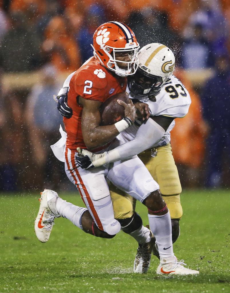 Bounce Back No 7 Clemson Bryant Rebound For 24 10 Victory