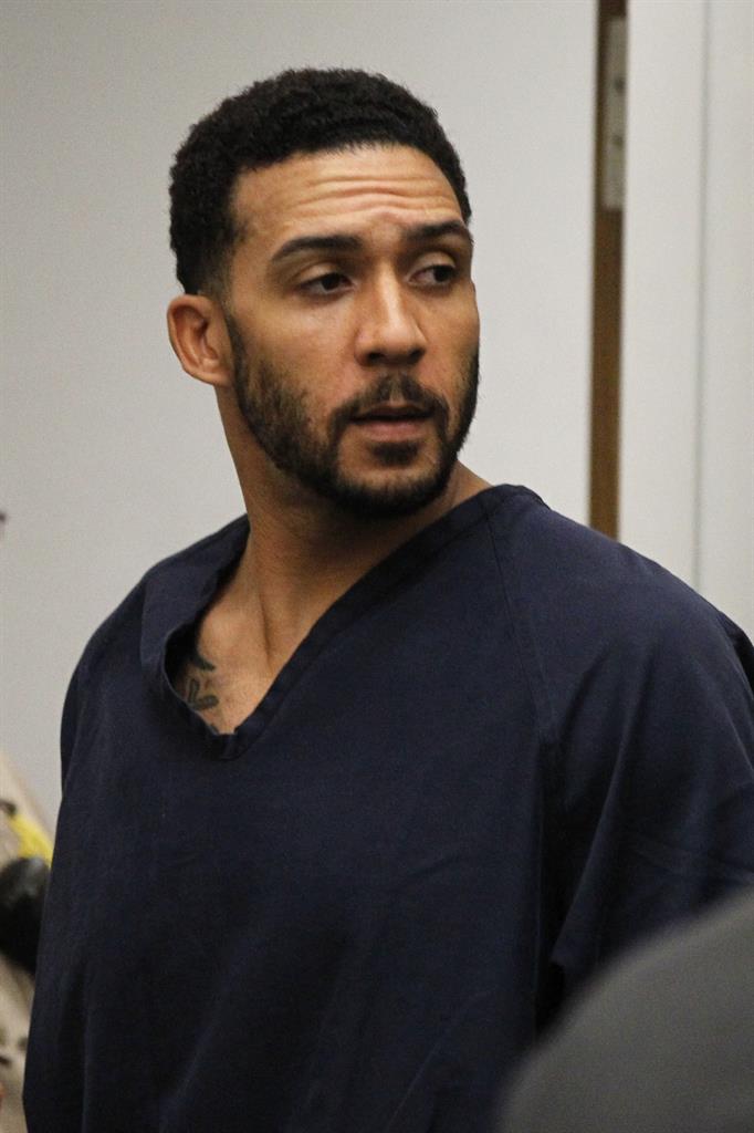 Ex Nfl Player Kellen Winslow Jr Pleads Not Guilty To Rape