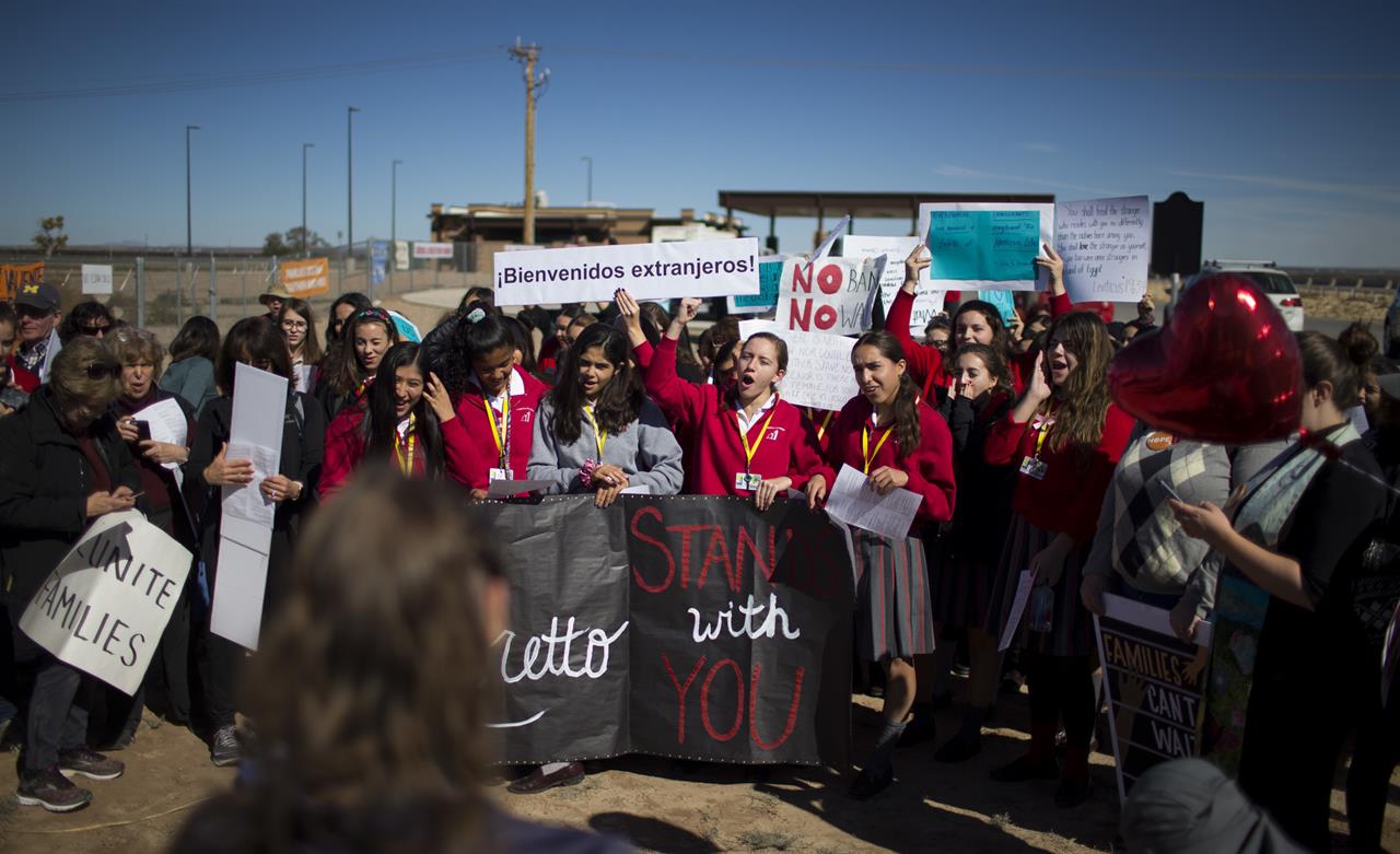 Us Waived Fbi Checks On Staff At Growing Teen Migrant Camp The