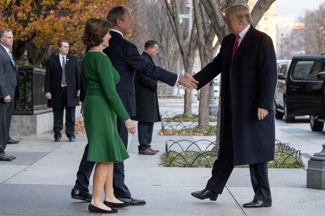 Laura Bush Tour Of White House Christmas Decor Was Sweet Am 970 The Answer New York Ny