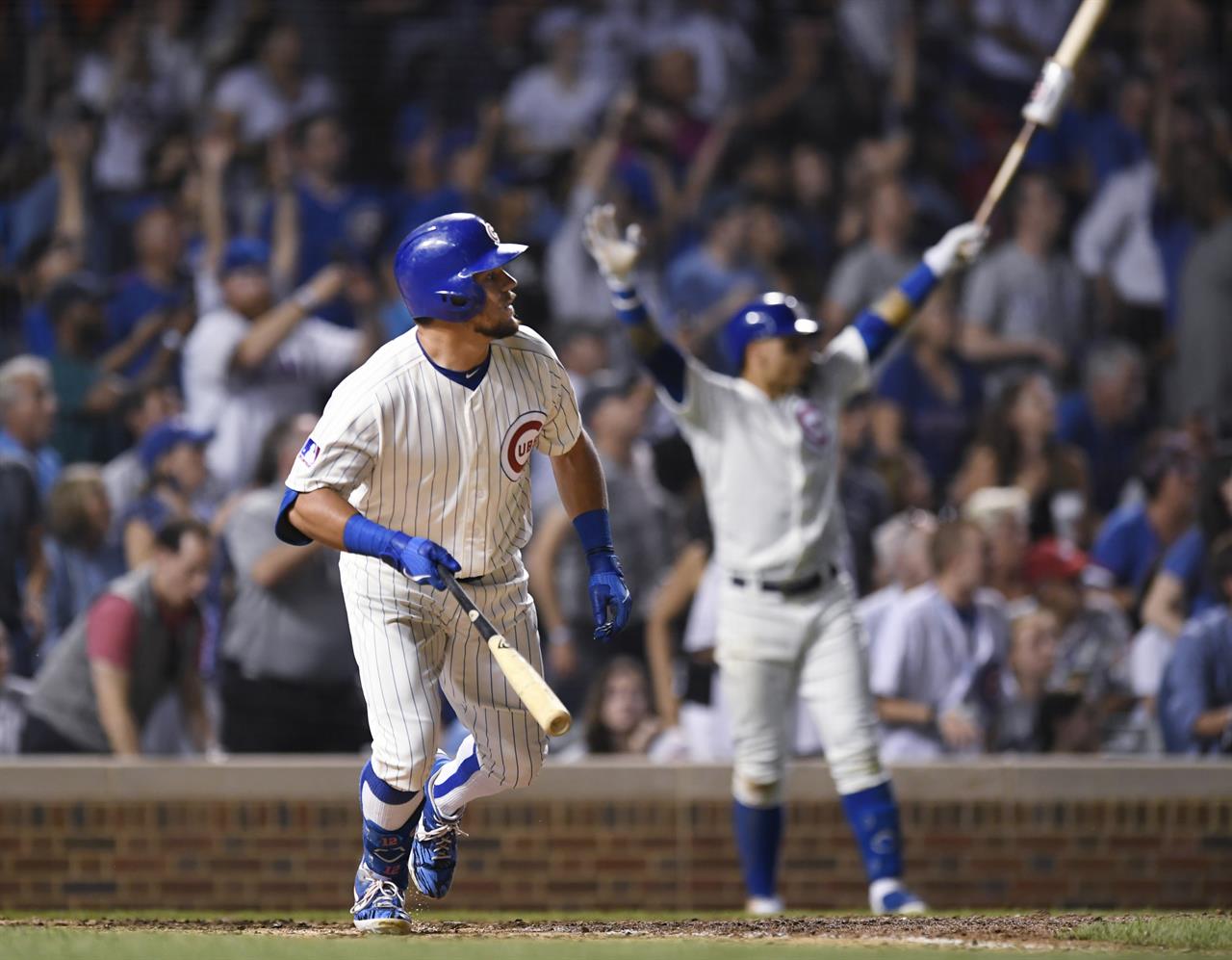 Schwarber S Homer In 10th Gives Cubs 4 3 Win Over Reds