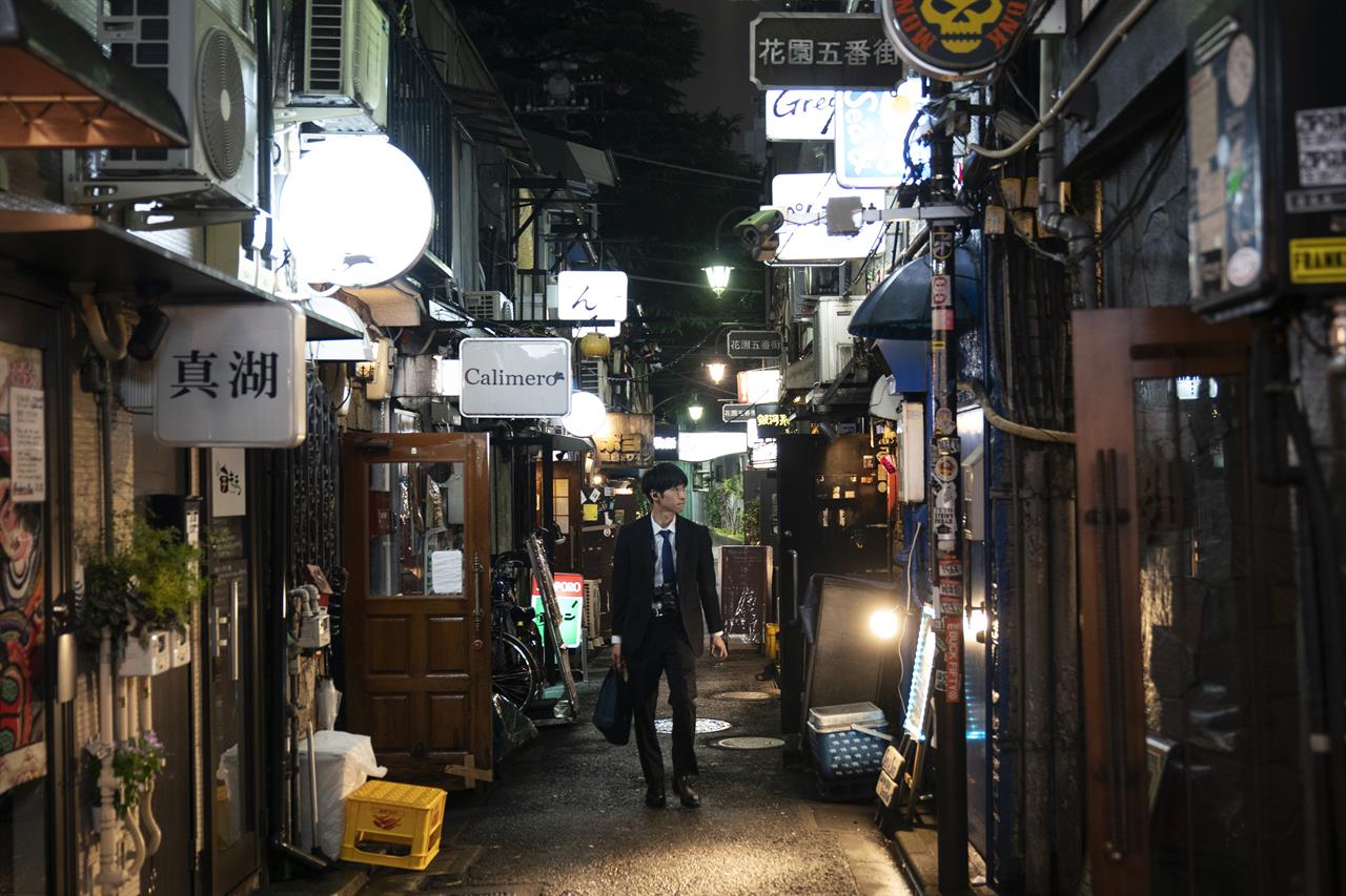 Photos Making Most Of Small Spaces In Tokyo S Golden Gai Kdow Am San Francisco Ca