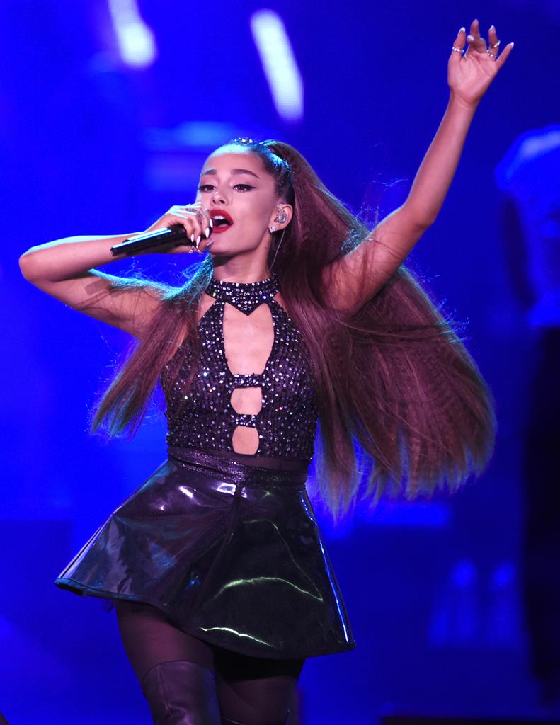 Vegas Artist Sues Ariana Grande Over God Is A Woman Image