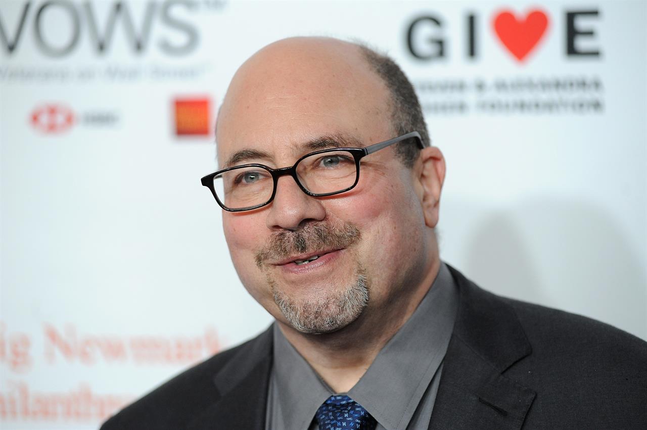 Craigslist Founder Donates 15 Million For Journalism Ethics The