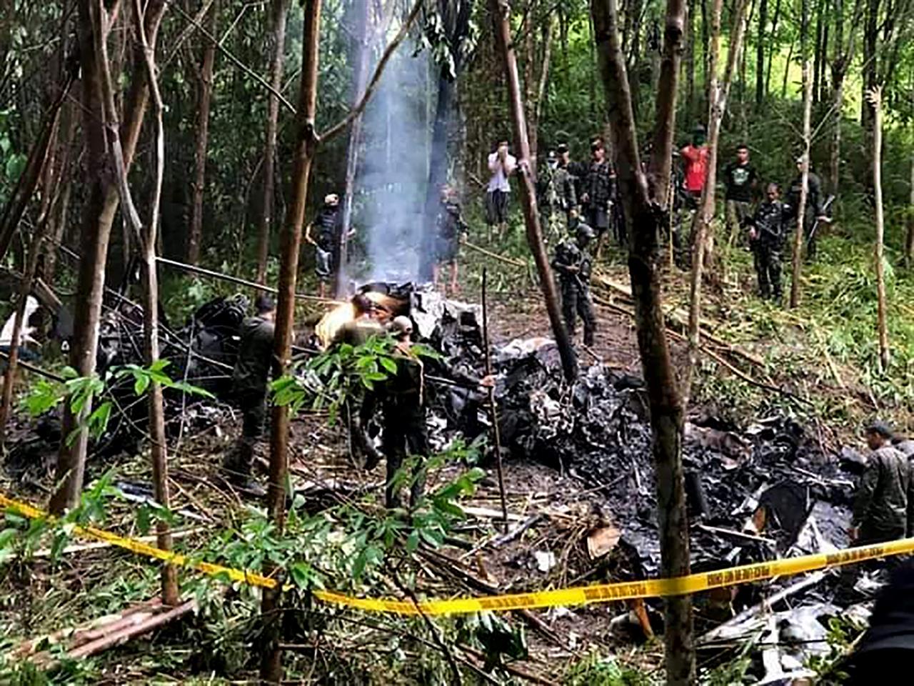 Philippine Air Force Helicopter Crashes, 4 Crew Killed | AM 970 The ...