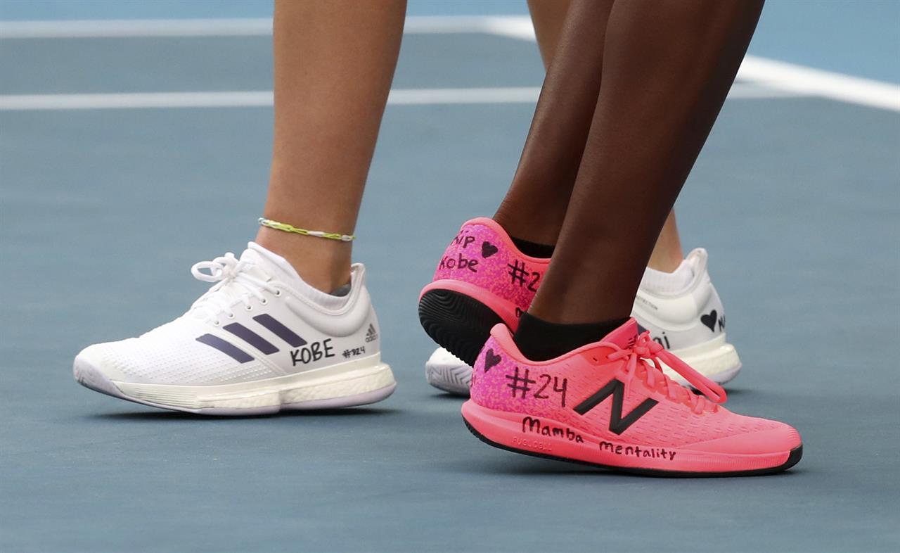 kobe 15 kids pink