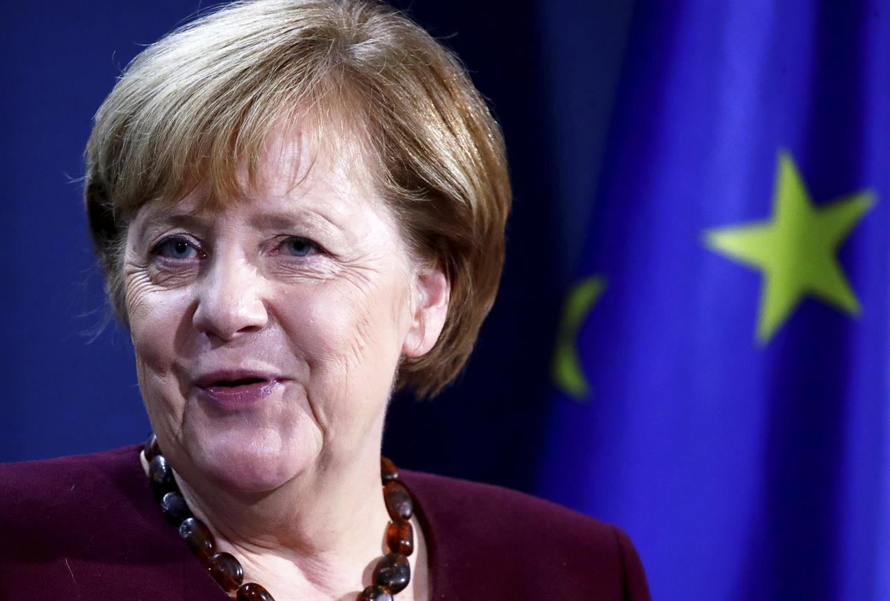 Angela Merkel news: CDU party plunges in poll as Germans 