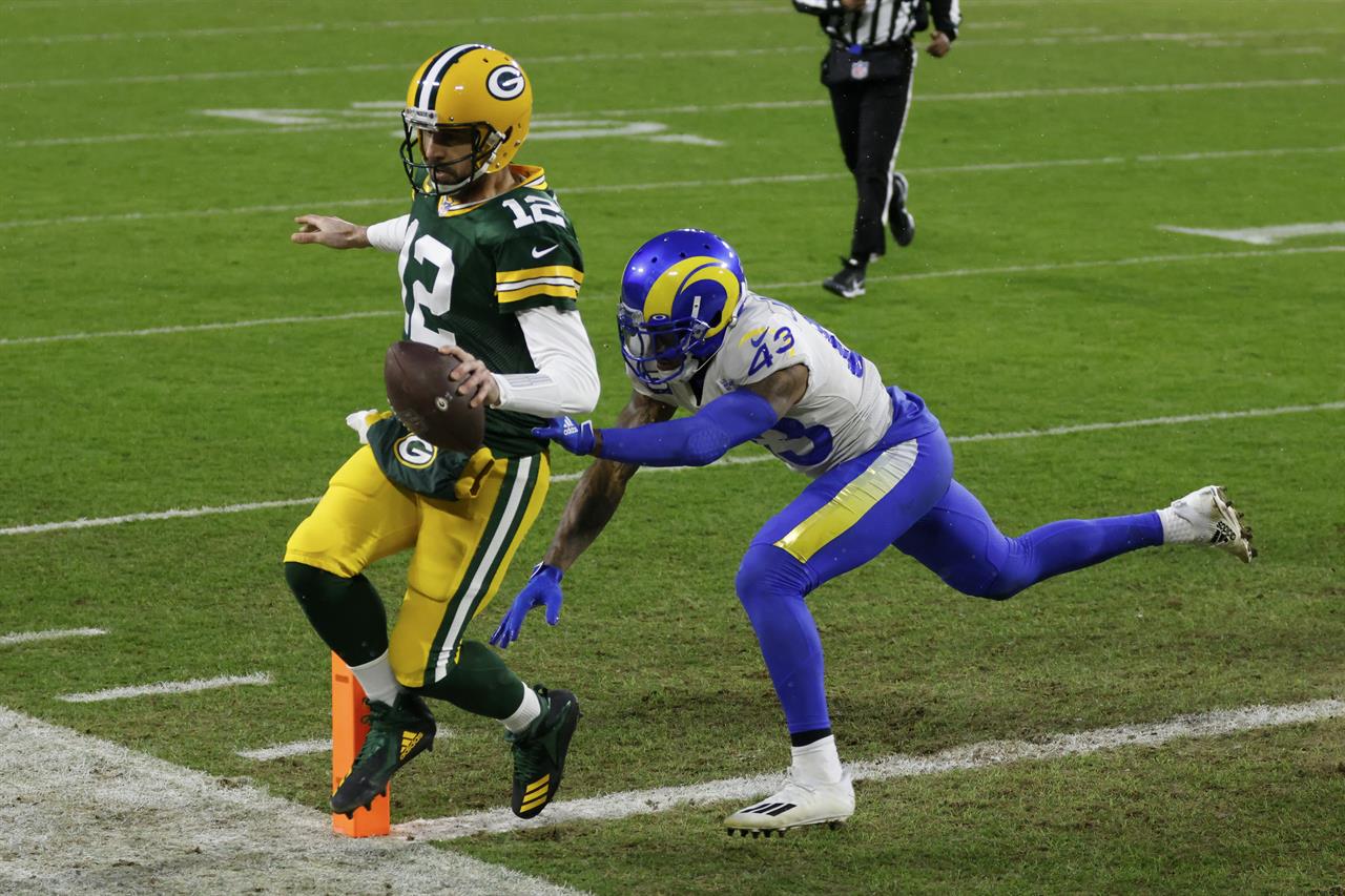 Rodgers, Packers beat Rams 32-18 to reach NFC title game - Philadelphia, PA