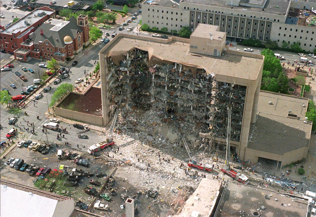 Search at collapse site revives memories of past tragedies - Vimarsana News